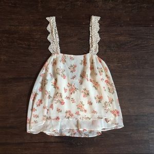 4 for $20 ✨ Forever 21 Flower Shirt